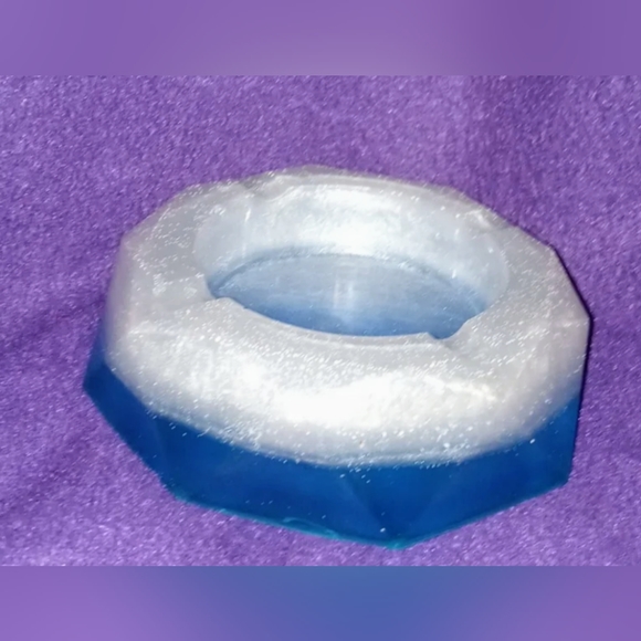 Colorful Ashtray by: "Glitter Shack" Blue and frosted color Epoxy Resin - Picture 4 of 4